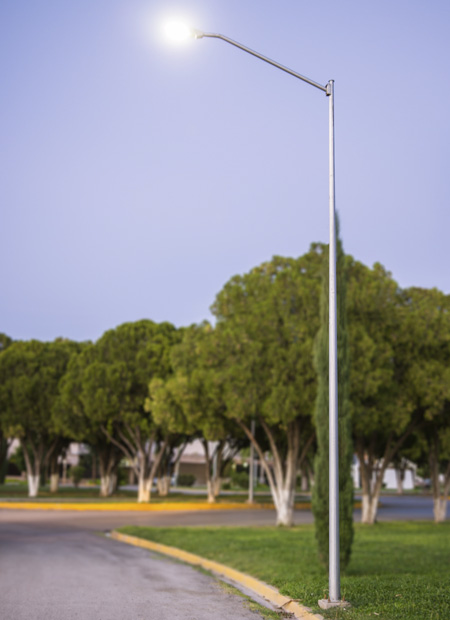 Postes-ornamentales-para-espacios-publicos-o-privados-5